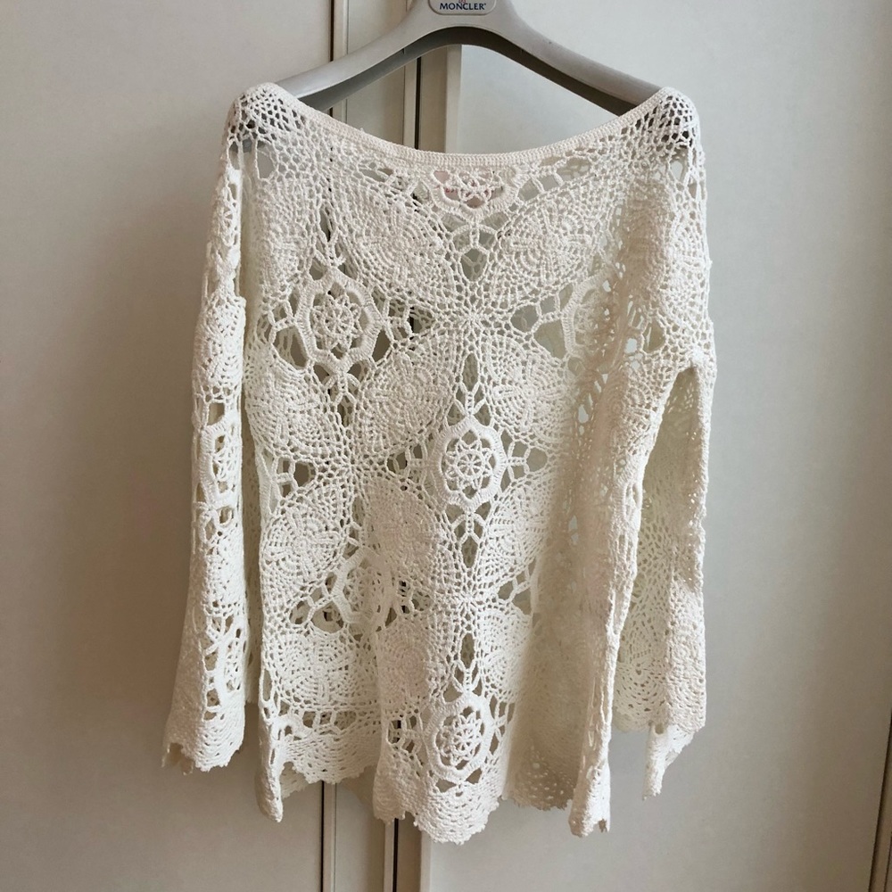 Miss June Paris Broderie Blouse - Picture 3 of 13